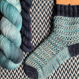 *Garden Walking Socks Pattern -- digital download