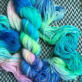 HIPPOCAMPUS -- Brooklyn Bridge worsted weight yarn -- ready to ship
