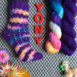 *Frontosa DK Socks Pattern -- digital download