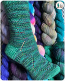 *Snake Skin Socks Pattern -- digital download