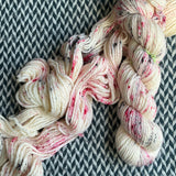 SOUVENIR T-SHIRT WHITE -- Flushing Meadows bulky weight yarn -- ready to ship