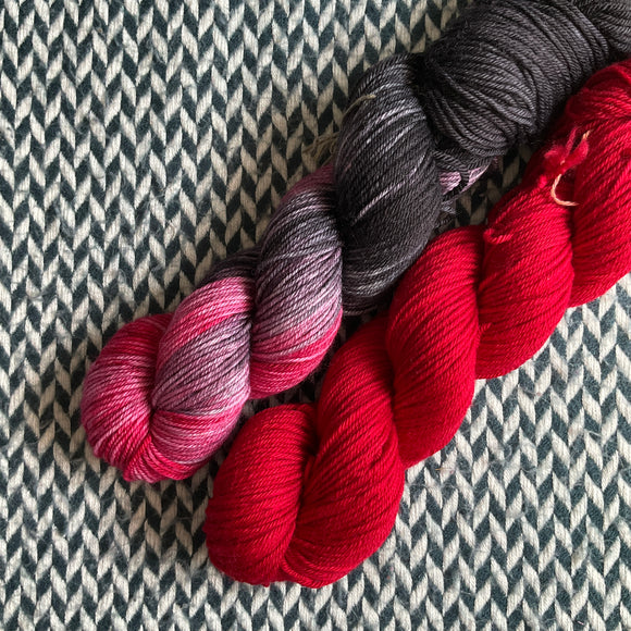 IN A NEW YORK MINUTE/FIRE ENGINE RED *DK Sock Duo*  -- Kew Gardens DK yarn -- ready to ship