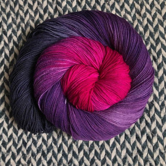 ORCHID MANTIS -- Times Square sock yarn -- ready to ship