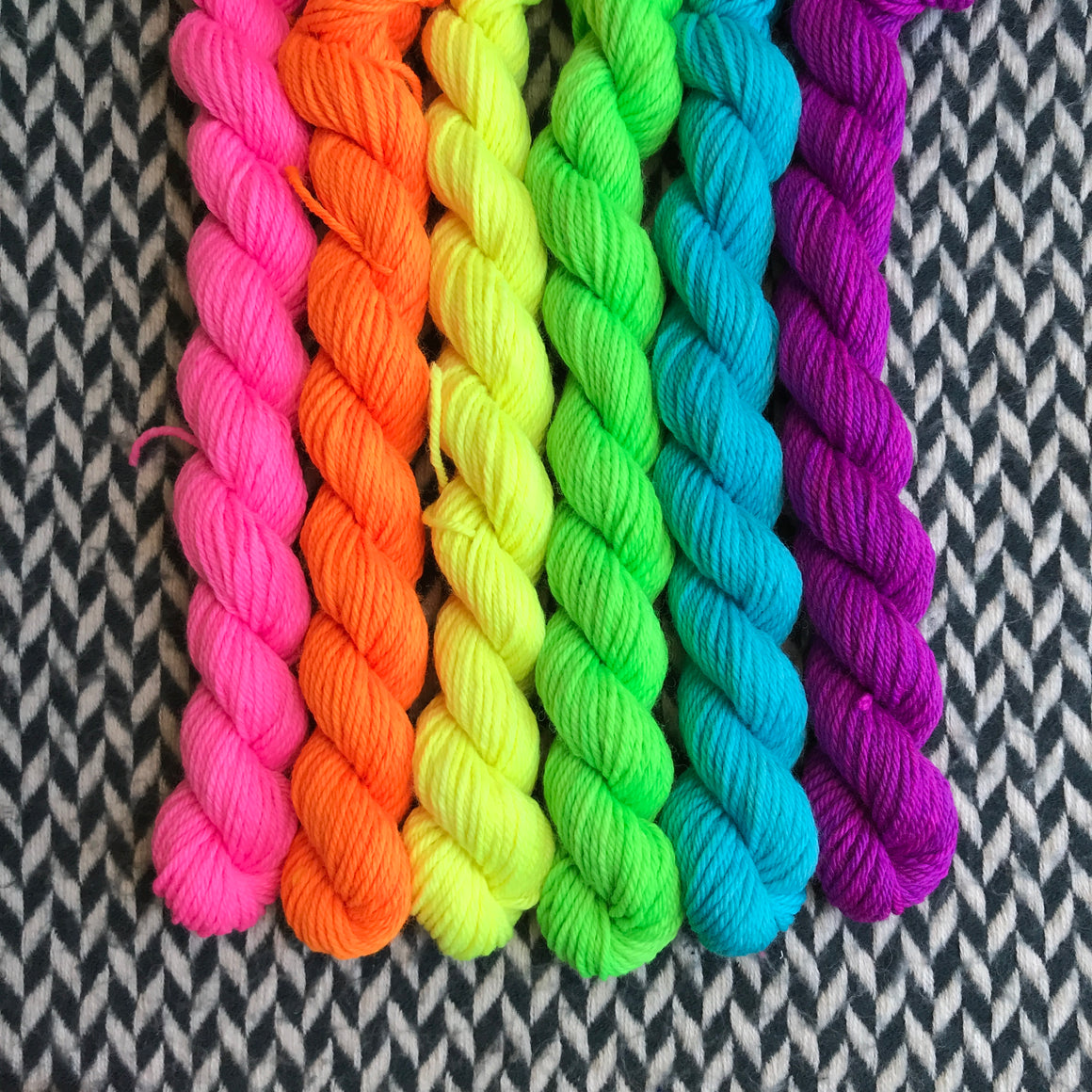 Mini-Skeins and Mini-Skein Sets – Yarn Over New York