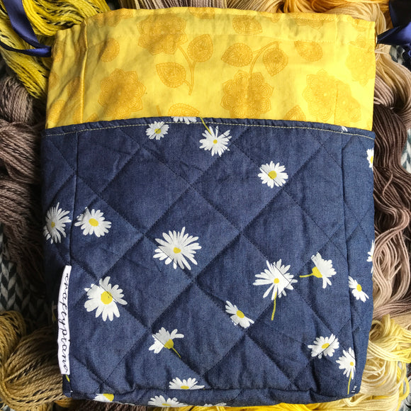 DAISIES -- project bag -- ready to ship